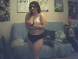 aurelie fait un strip tease - Amatrys -